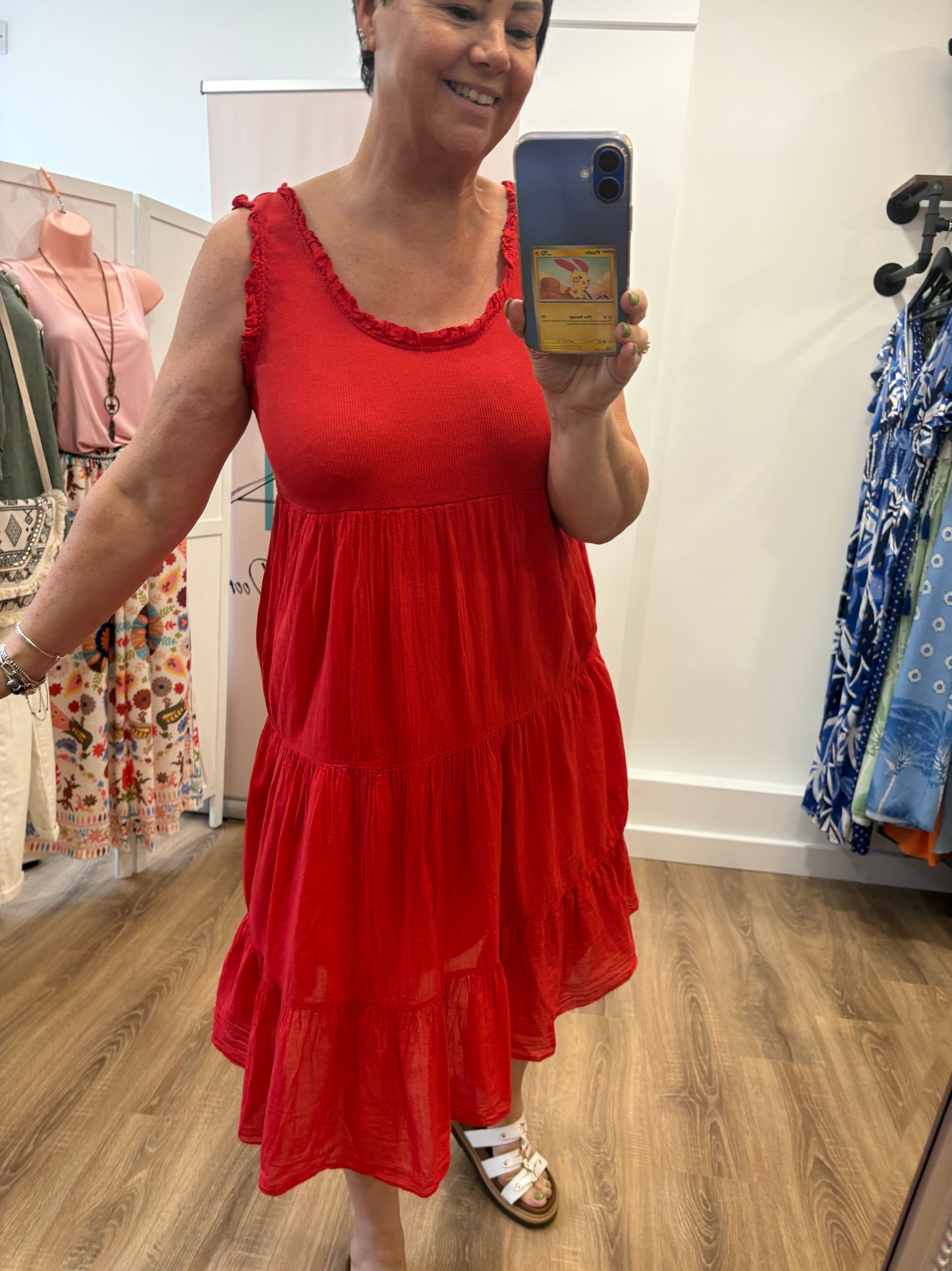 Sleeveless stretch top Tiered Midi Dress