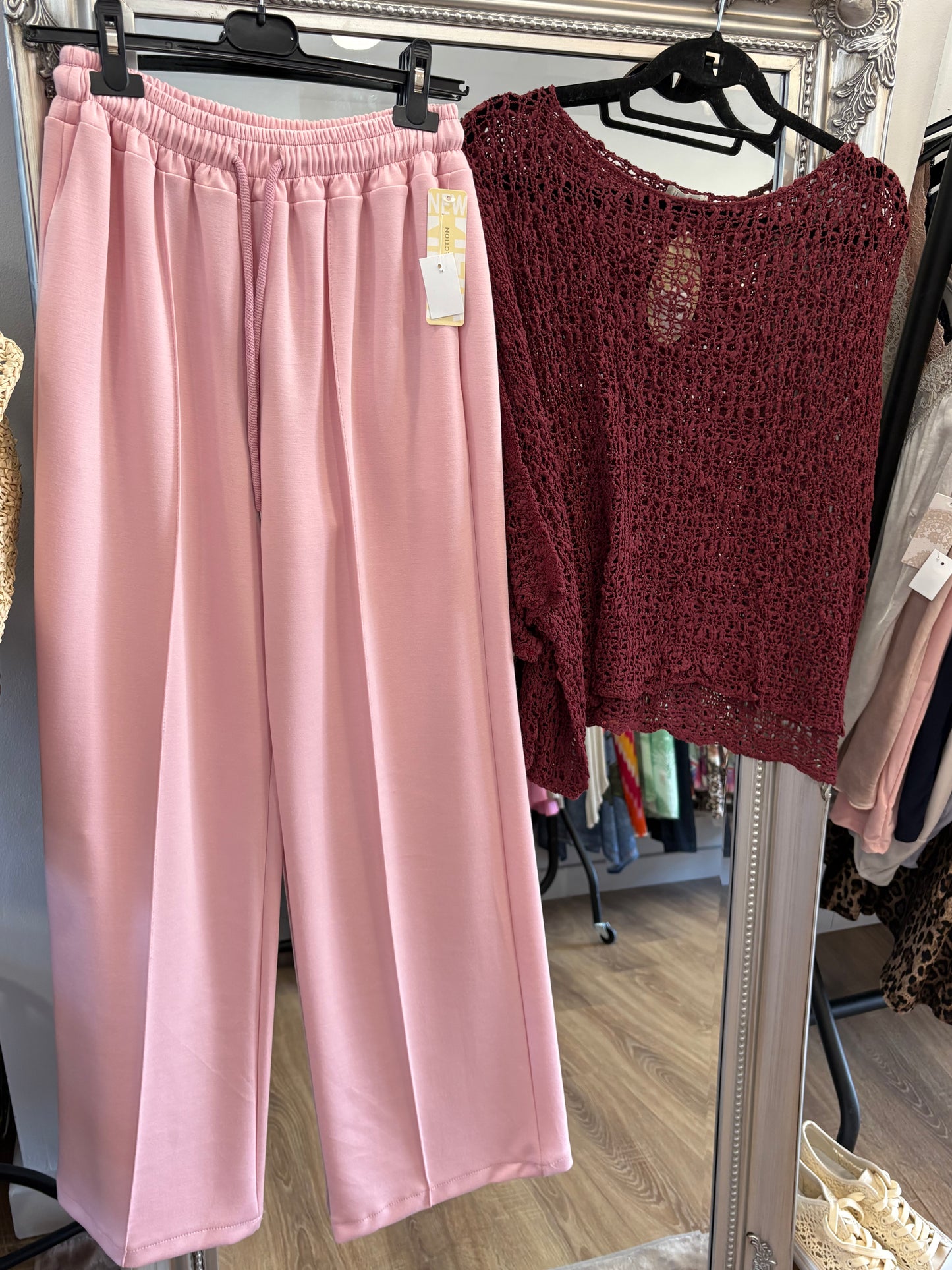 Smart Seam Front Wide Leg Joggers