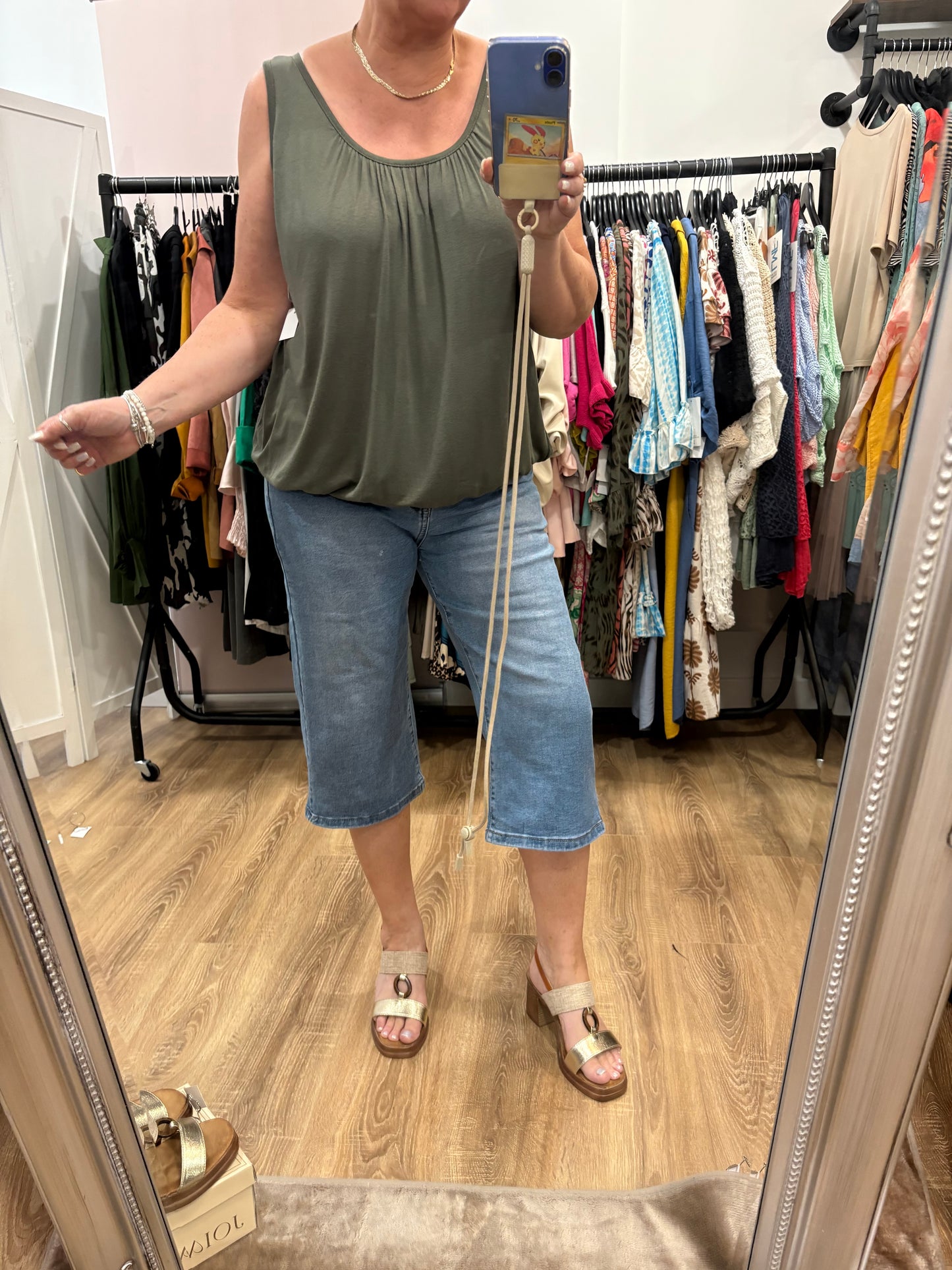 Elasticated Hem Vest