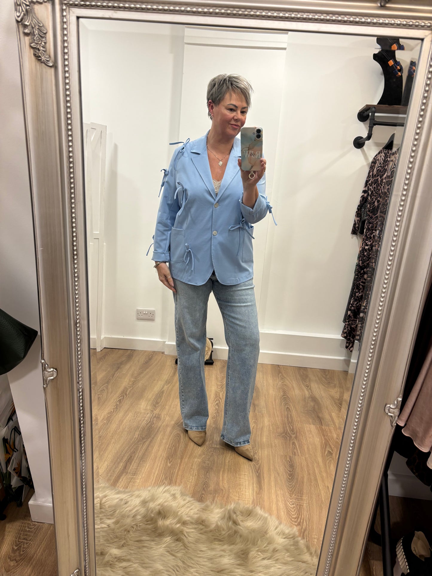 Stretchy Little Bow Blazer