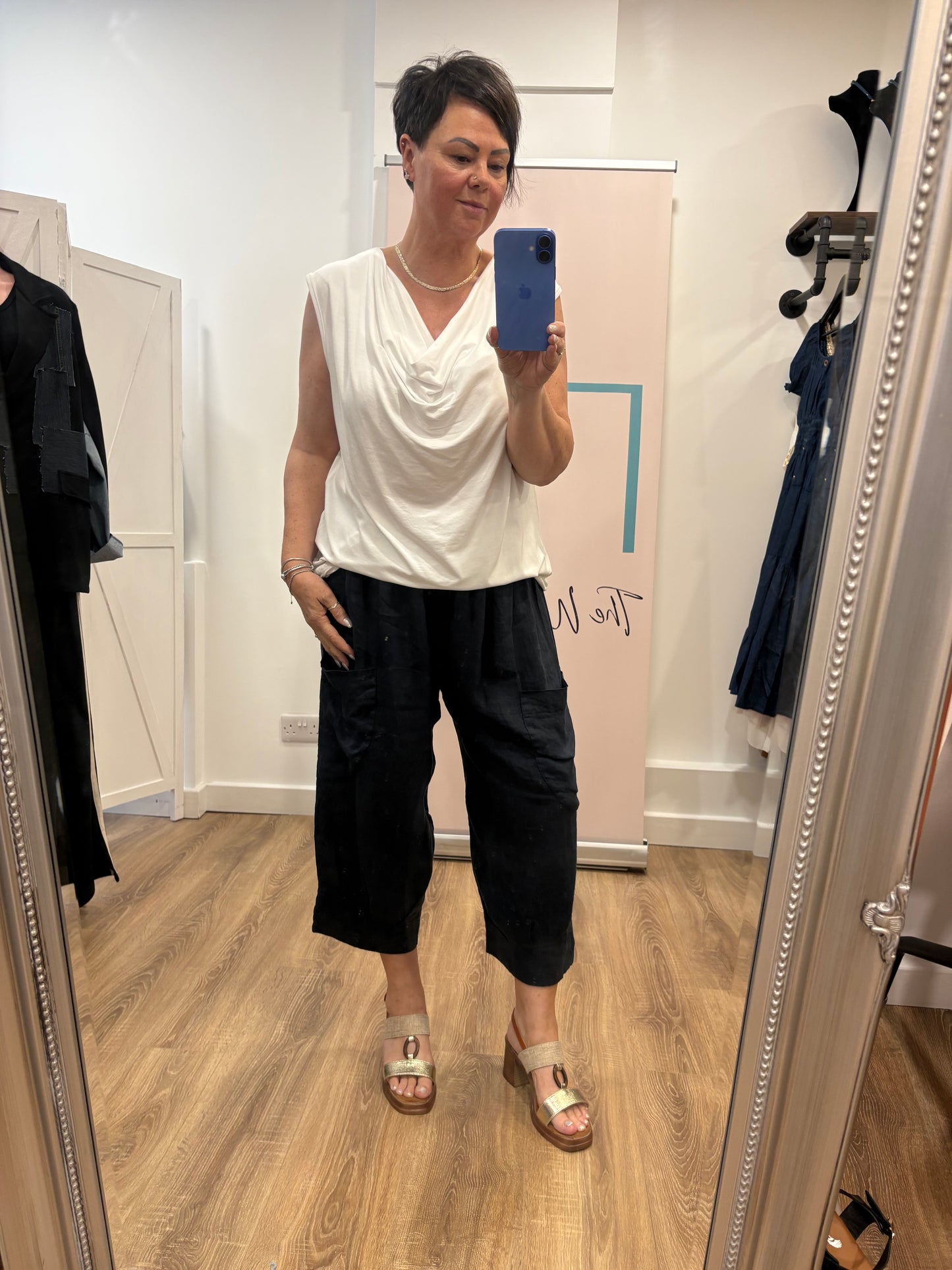 Cropped Pocket Linen Trousers