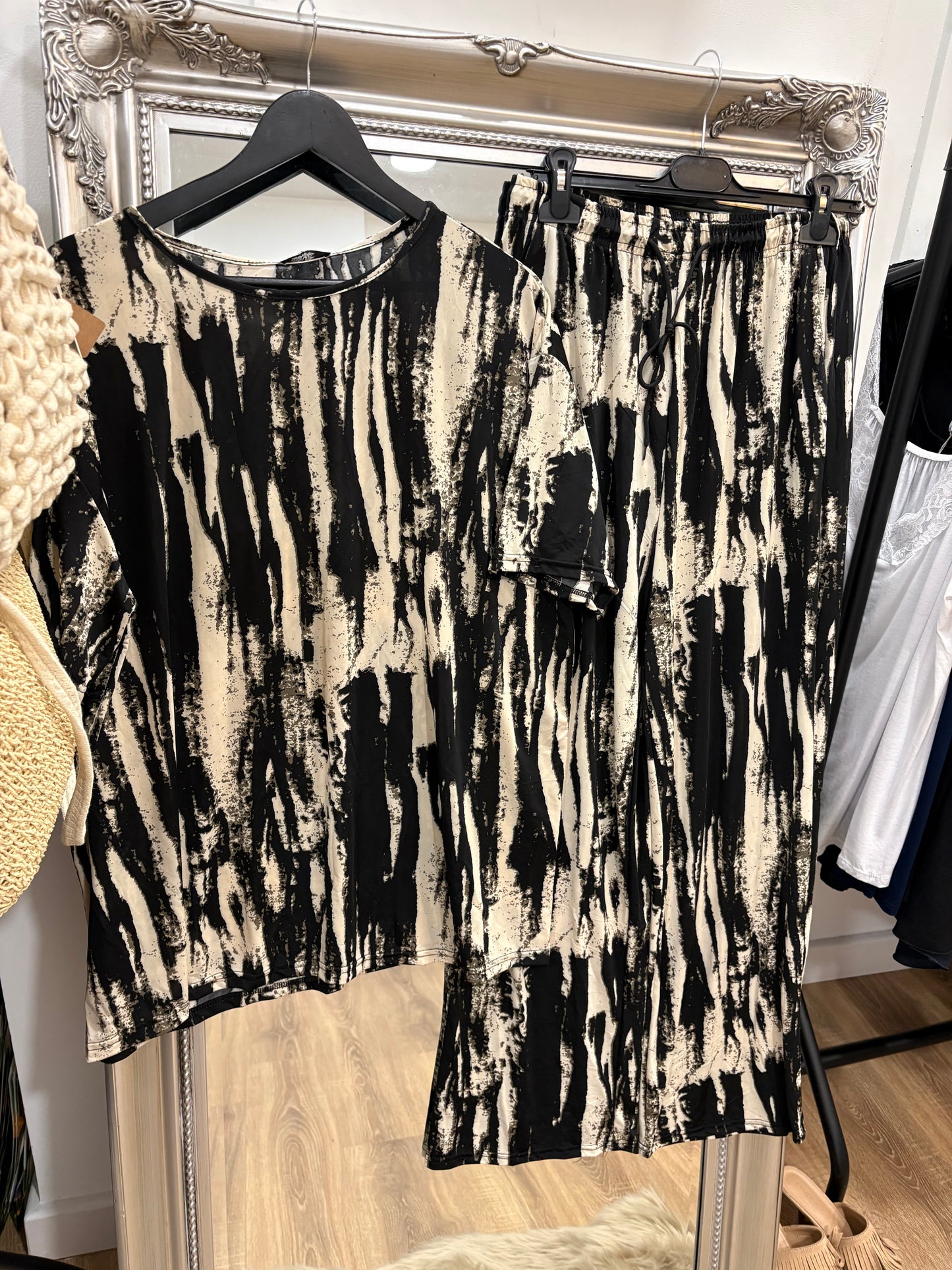 Slinky, Stretch Co-ord