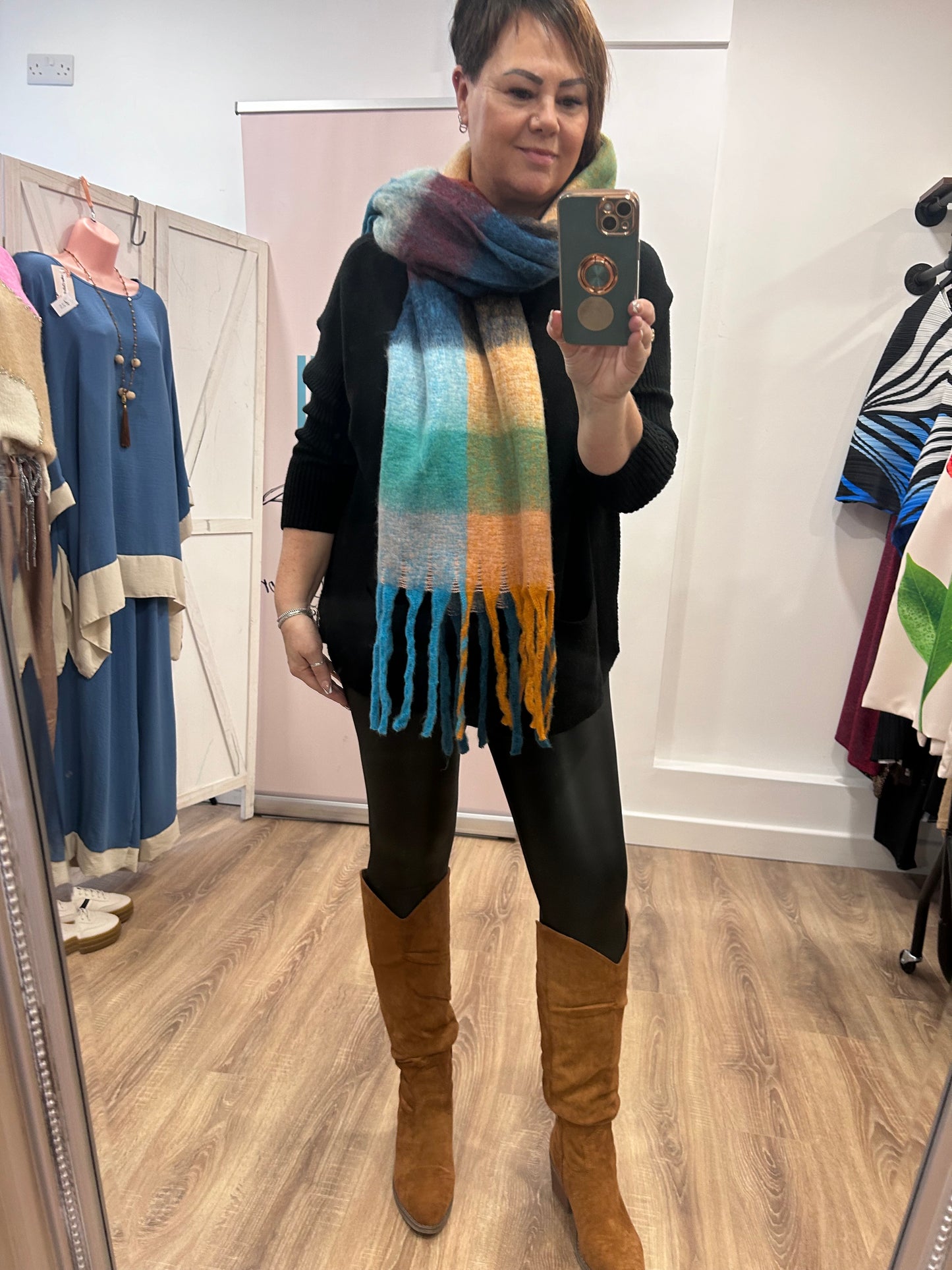 Blanket Style Woolly Scarves