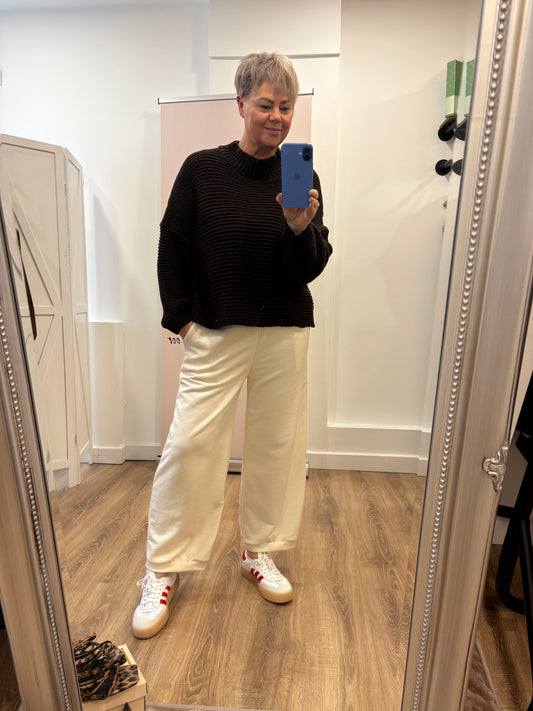 Loose Fit, Cuff Bottom Joggers