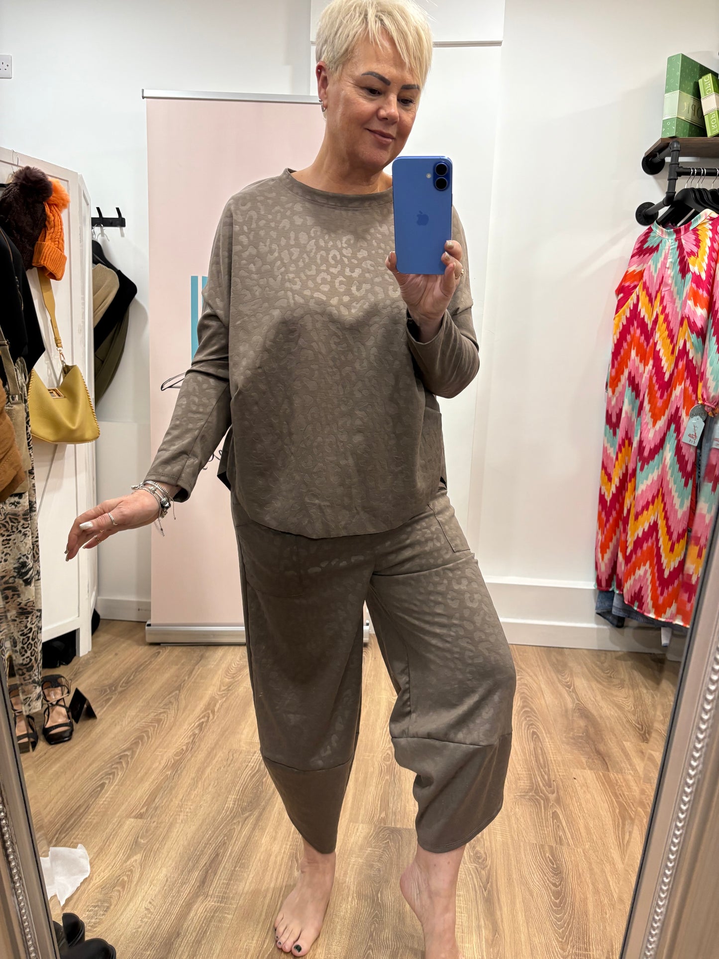 Animal Texture, Tulip Hem Lounge Set