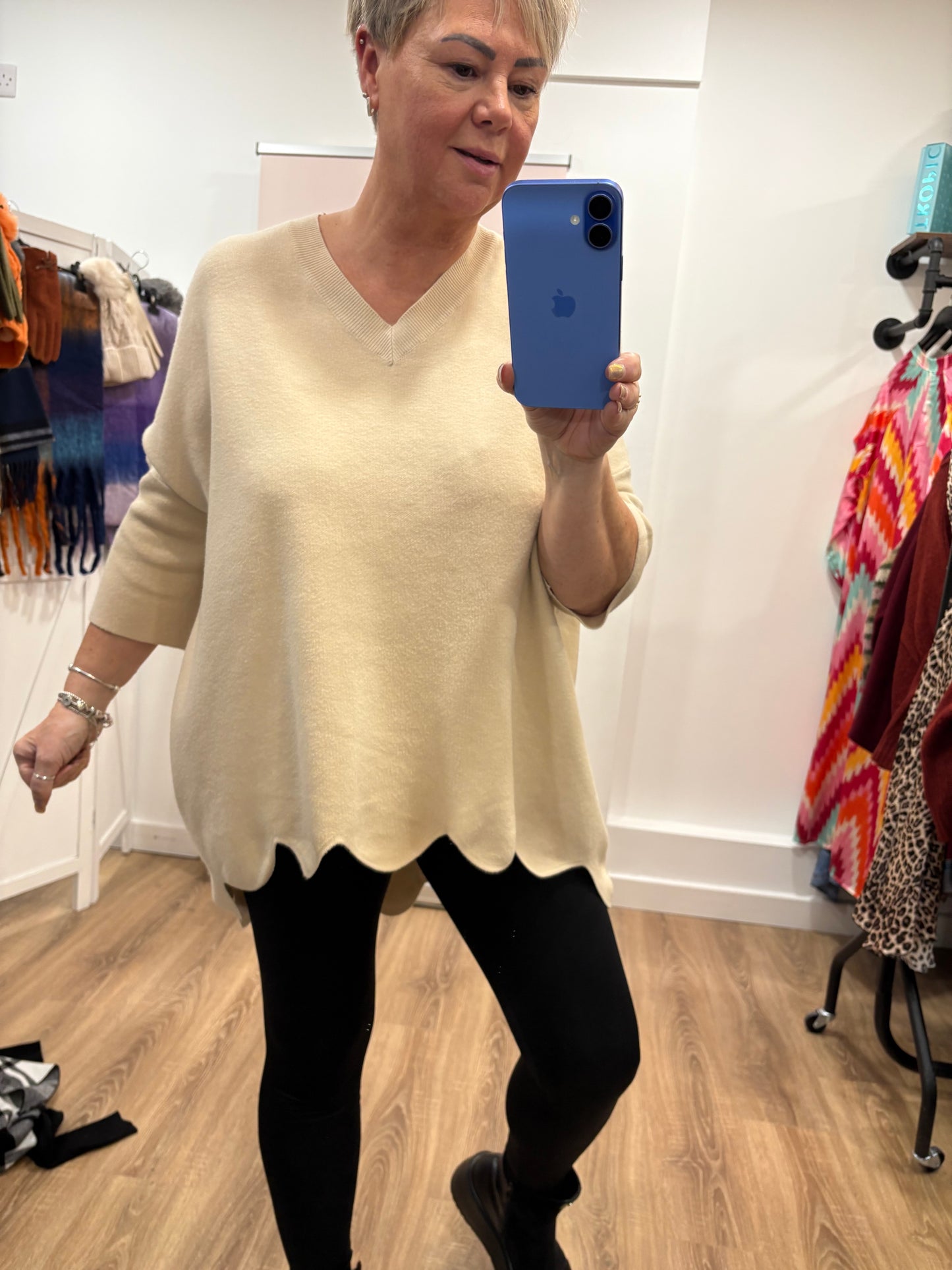 Scollop Hem Hi-Low Jumper