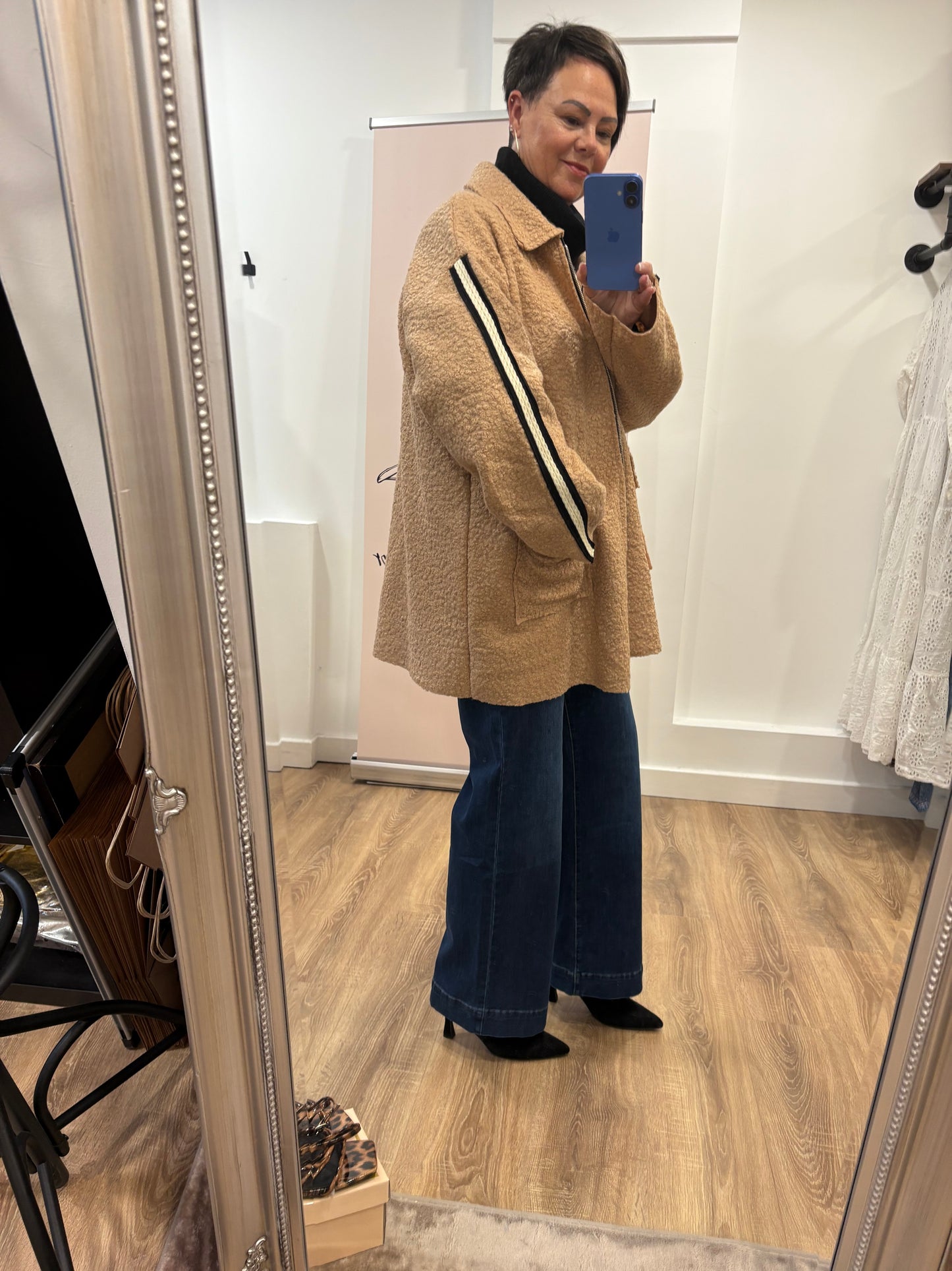 Side stripe Fleece Jacket