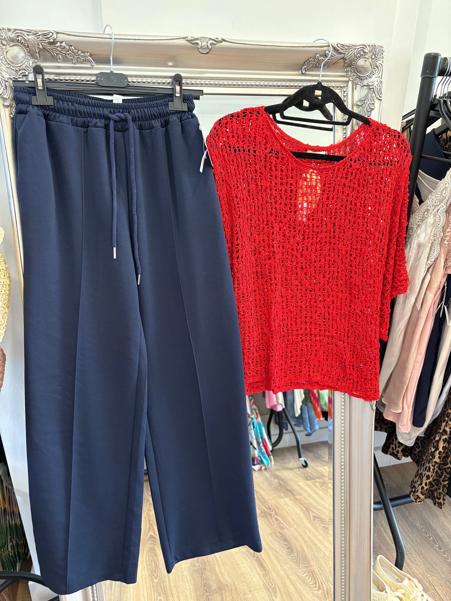 Smart Seam Front Wide Leg Joggers