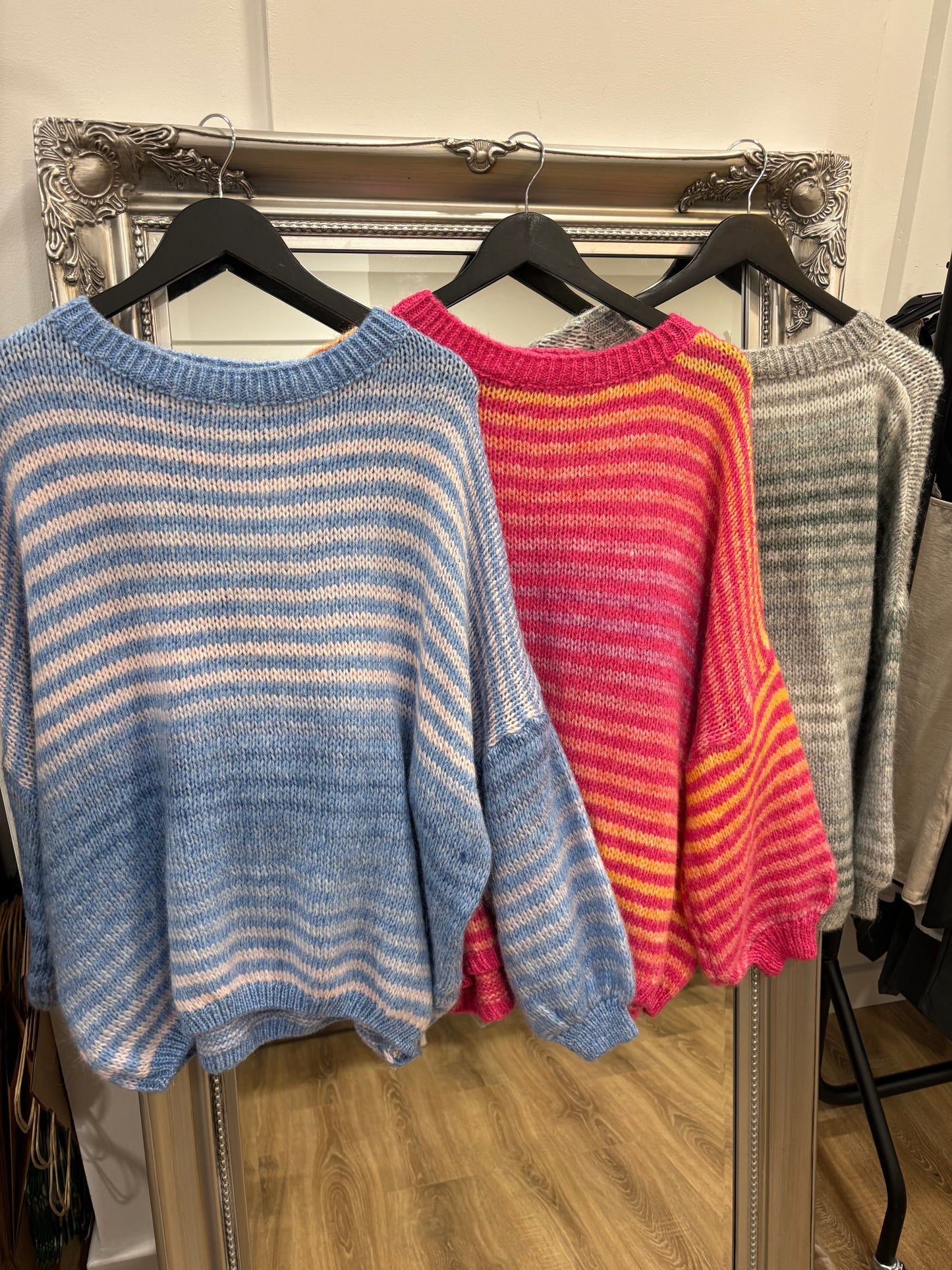 Oversized striped knit with Balloon Sleeve