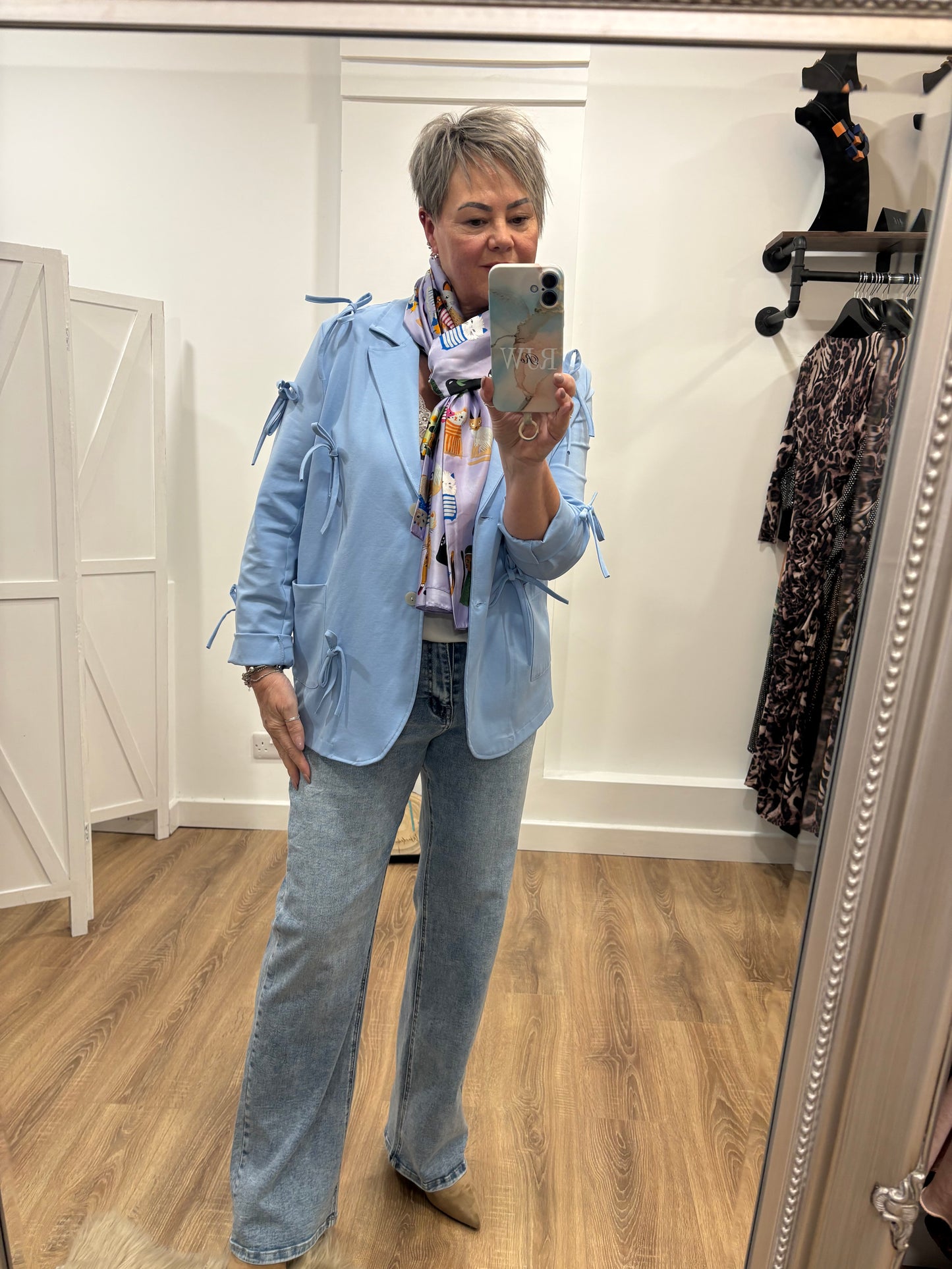 Stretchy Little Bow Blazer