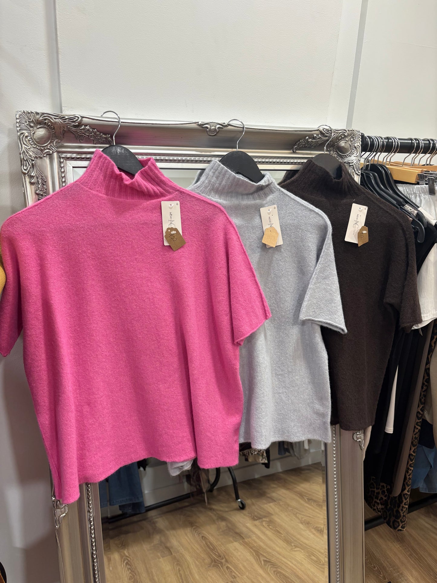 Crew Neck, Short Sleeve Jumper