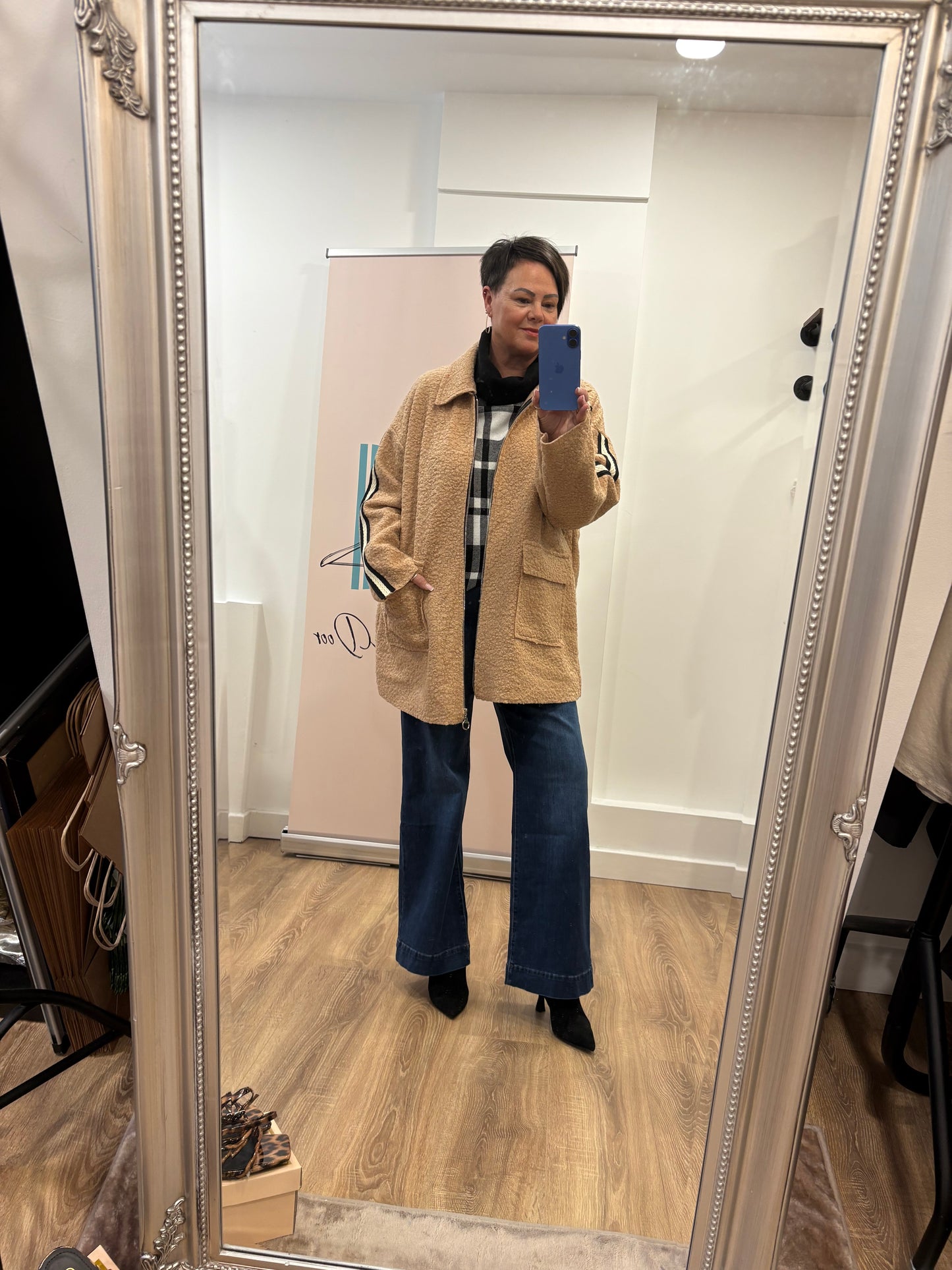Side stripe Fleece Jacket