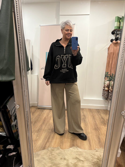 Stripe Side, Wide Leg Jogger