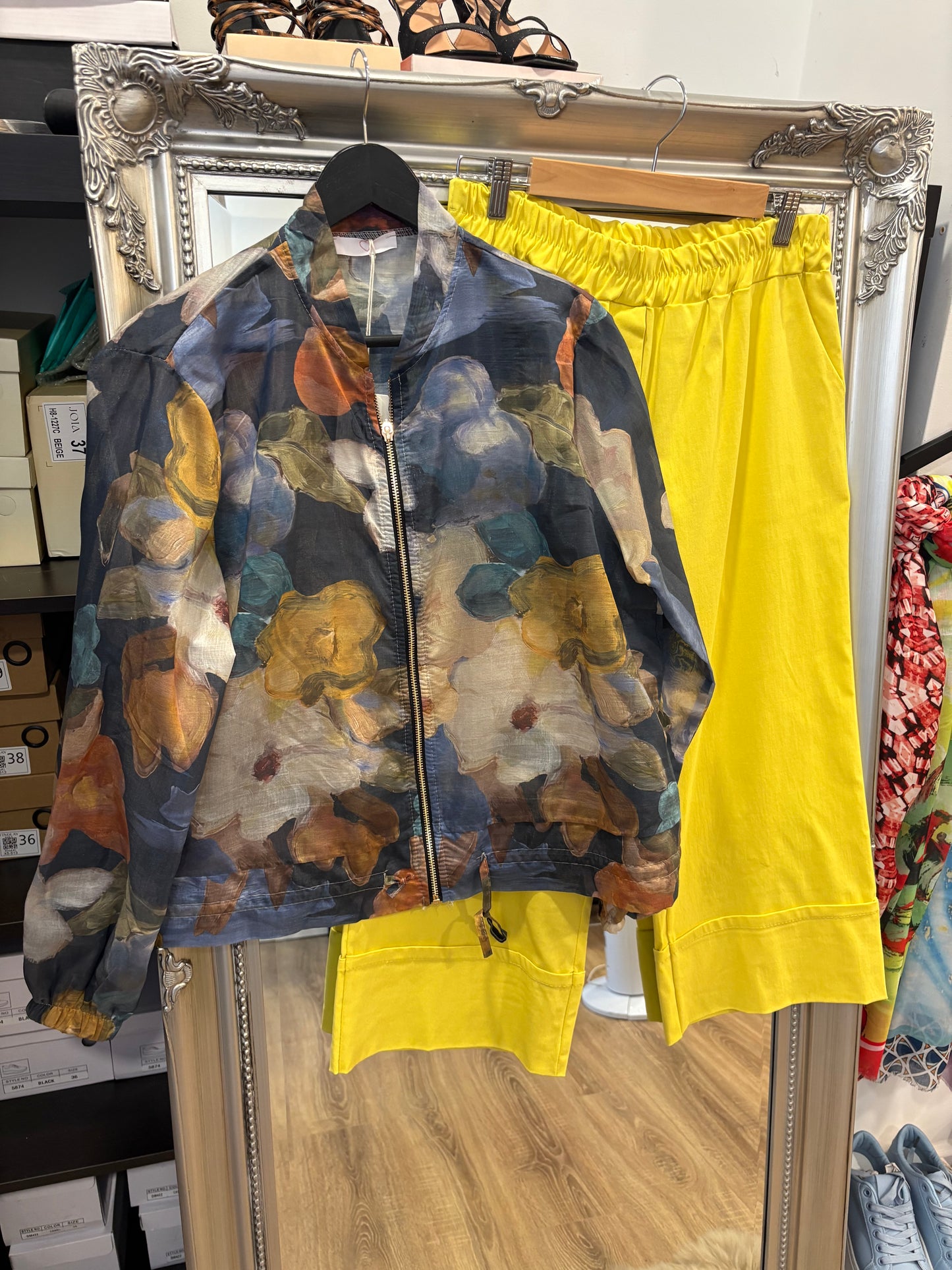 Chiffon Design Lightweight Bomber Jacket