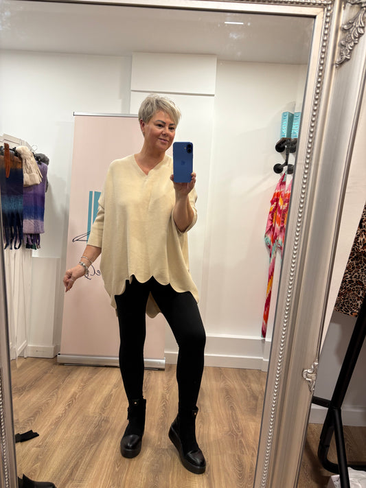 Scollop Hem Hi-Low Jumper