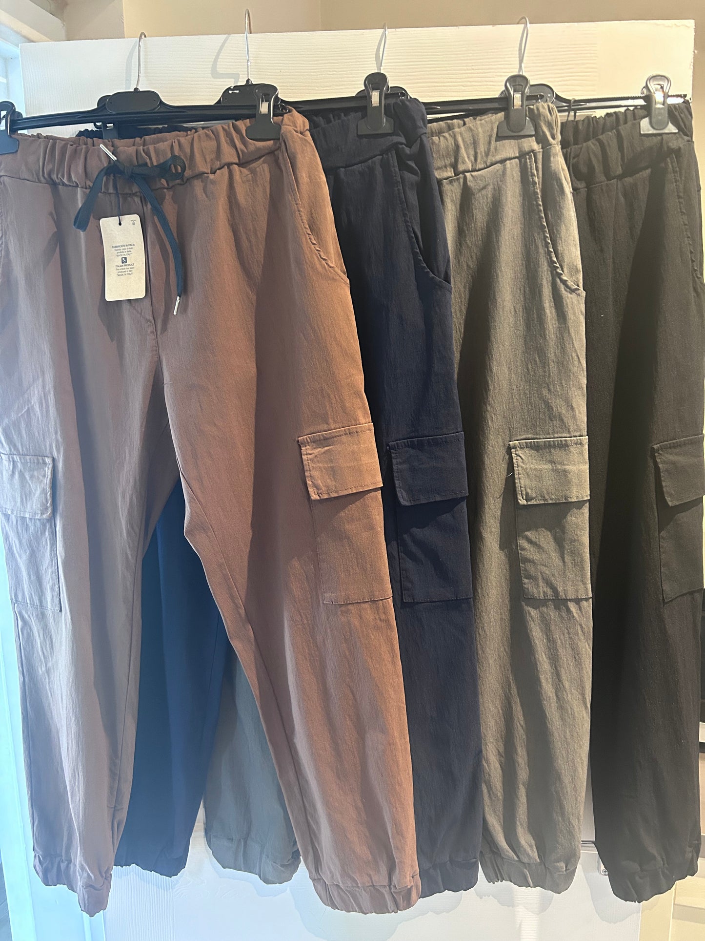 Cuff Bottom Stretchy Cargo Trousers