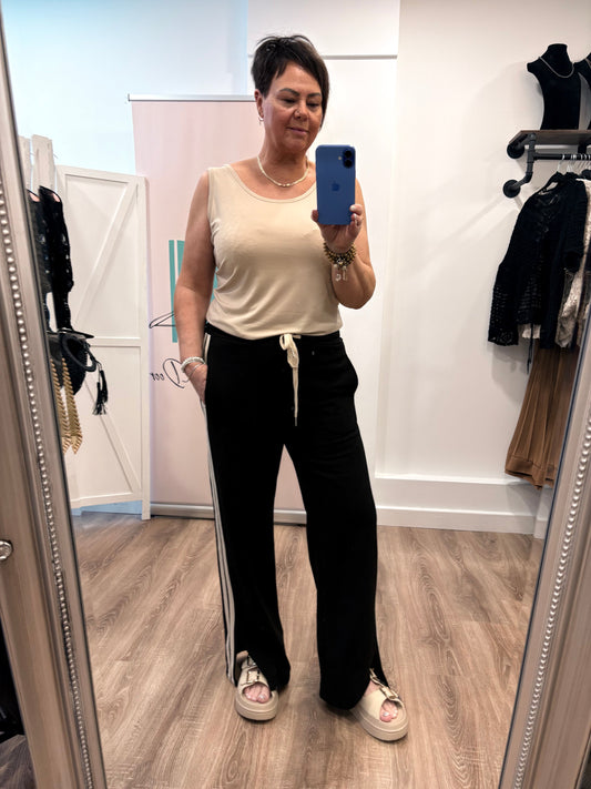 Smart Side Stripe Jogger