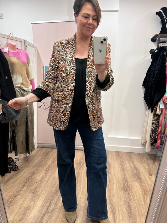 Ruched Sleeve Blazer