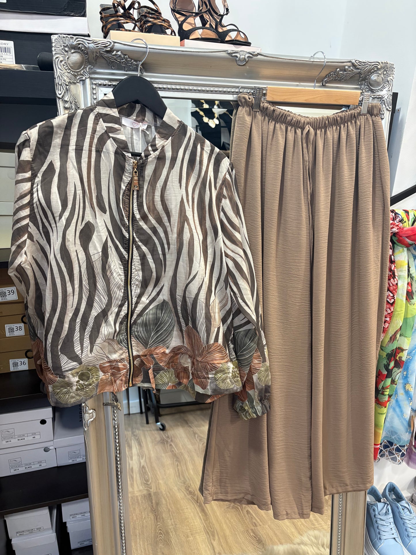 Chiffon Design Lightweight Bomber Jacket