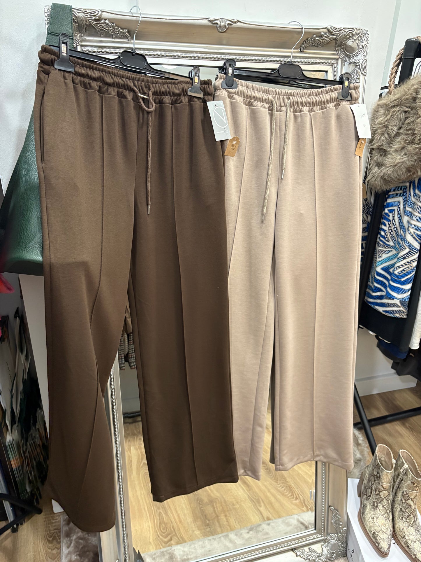 Smart Seam Front Wide Leg Joggers