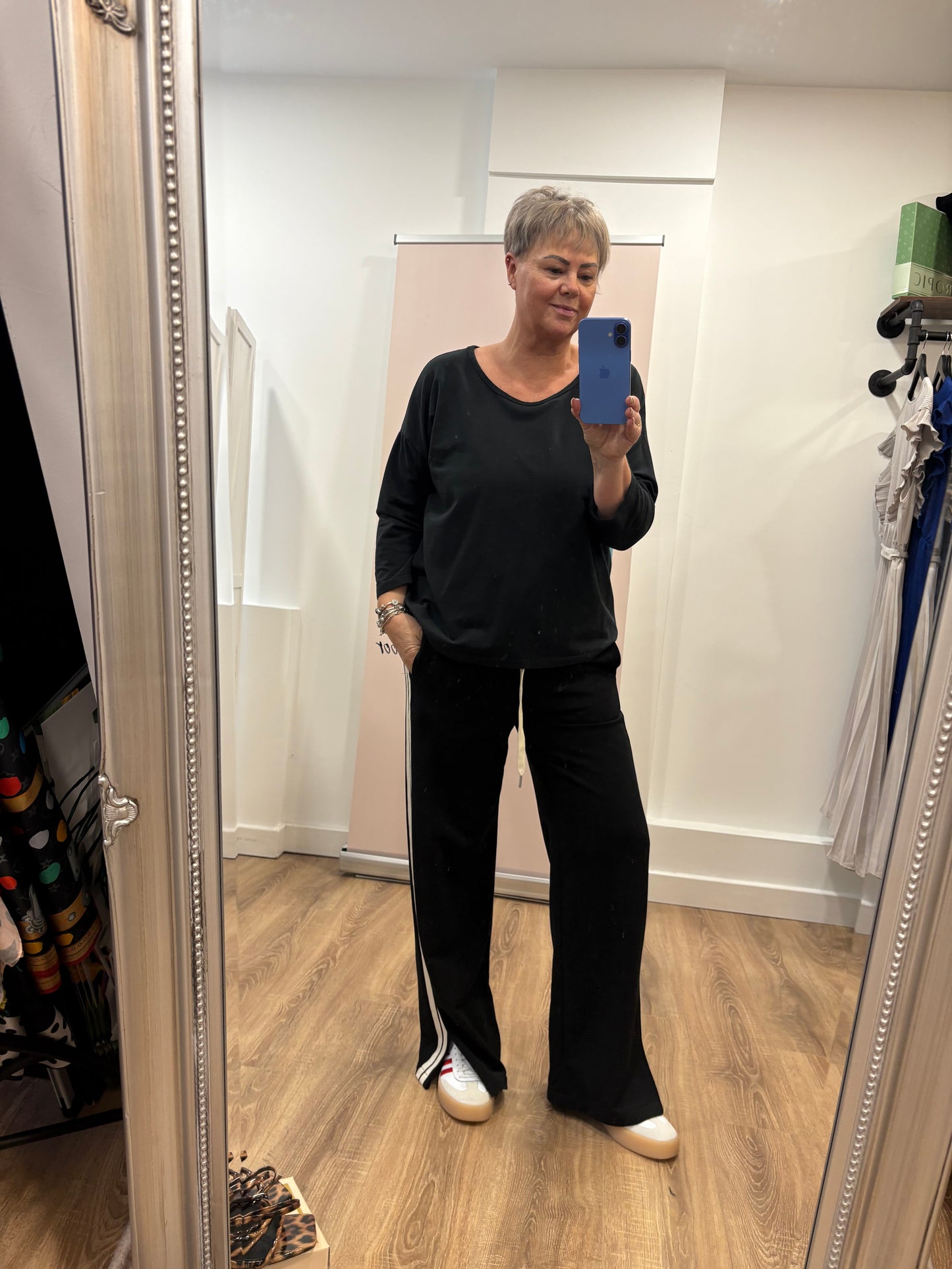 Plain, Curved Hem Sweatshirt