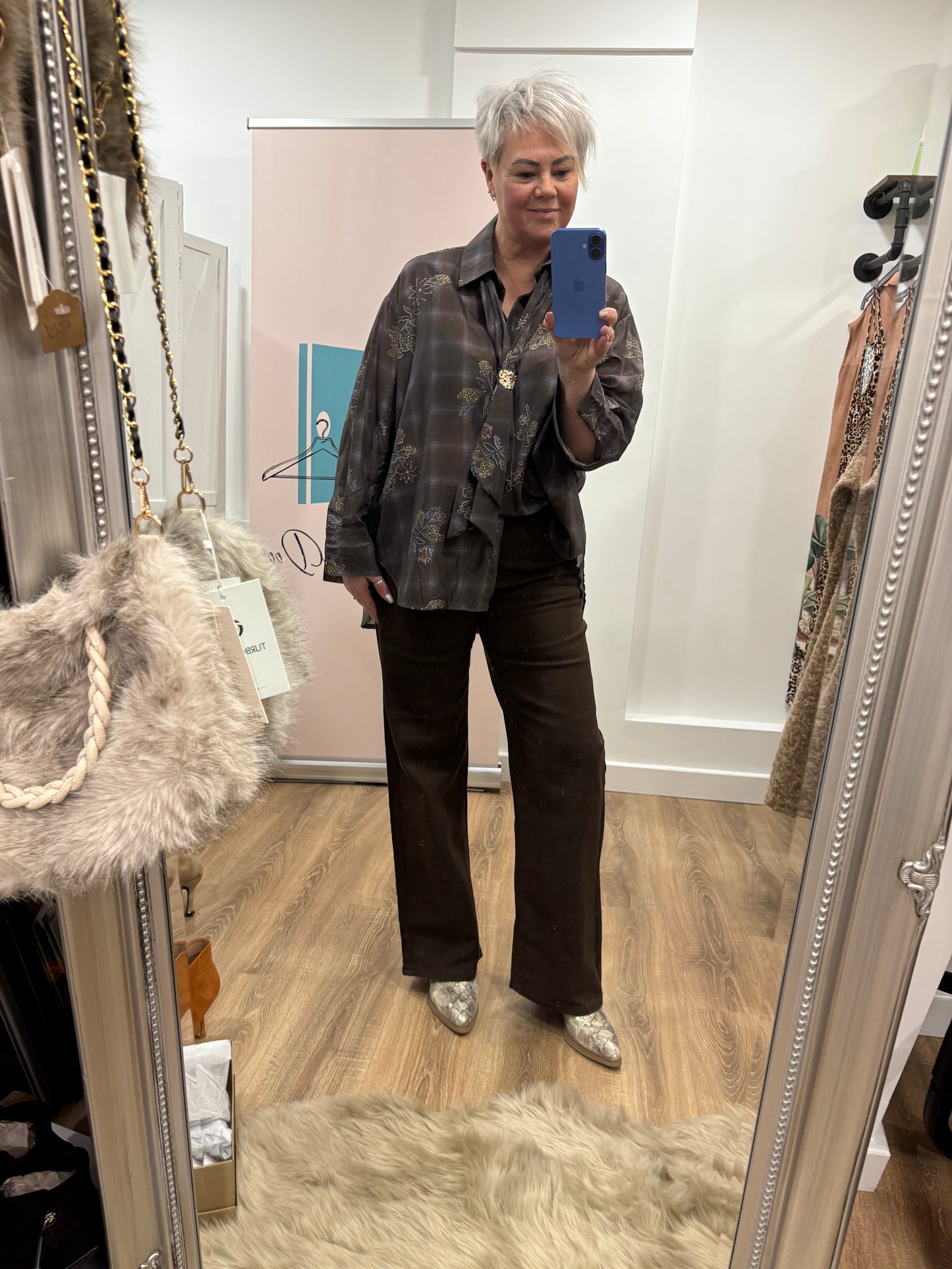 Chocolate Brown, wide leg jeans