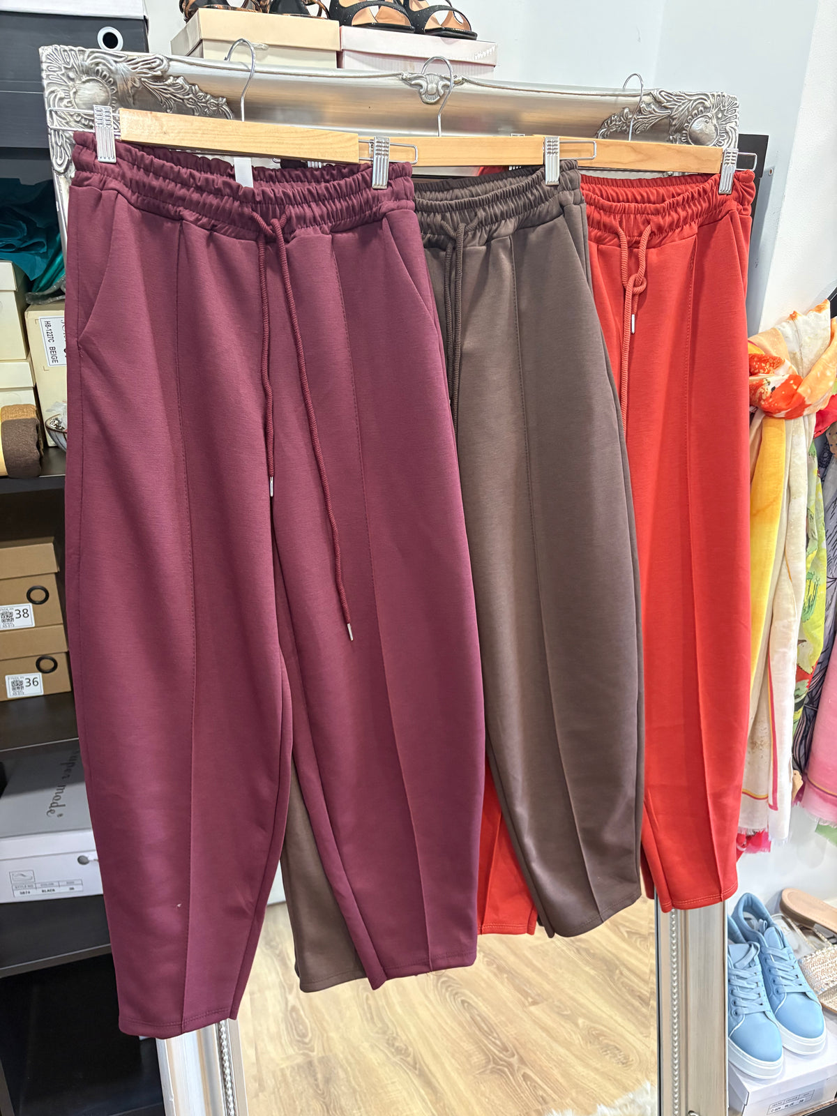 Seam Front Carrot Shape Joggers
