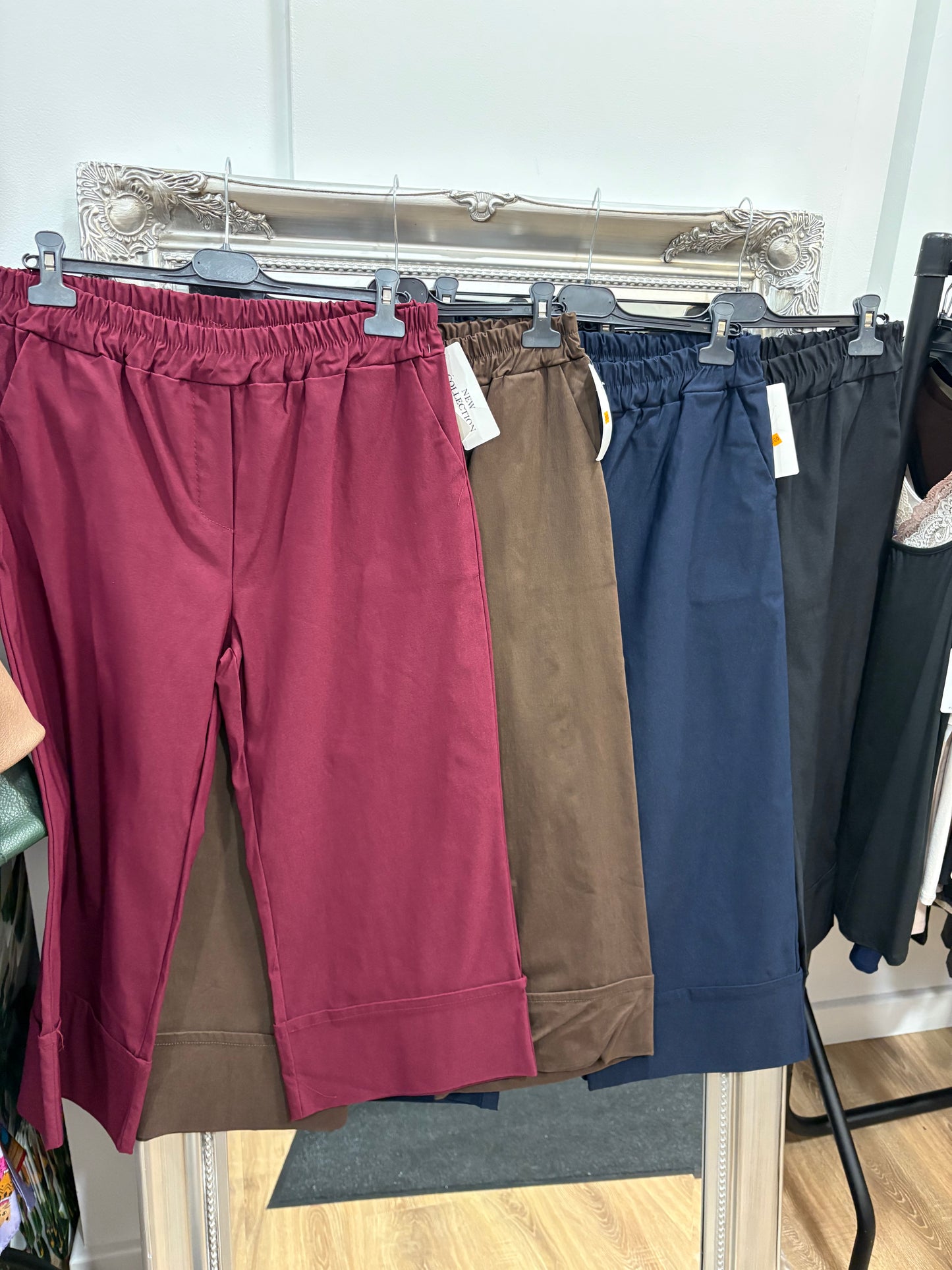 Cropped, Wide Leg Trousers