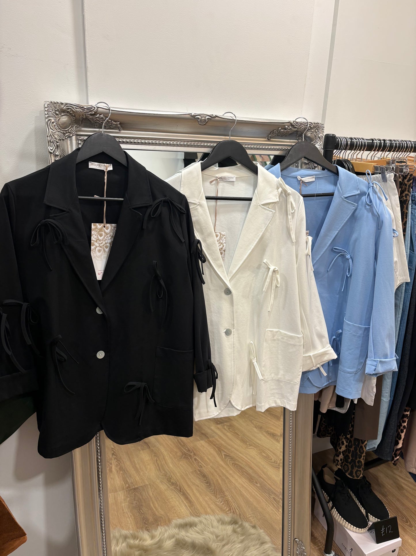 Stretchy Little Bow Blazer