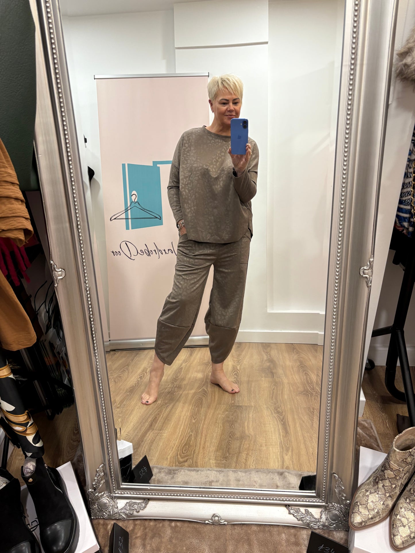 Animal Texture, Tulip Hem Lounge Set