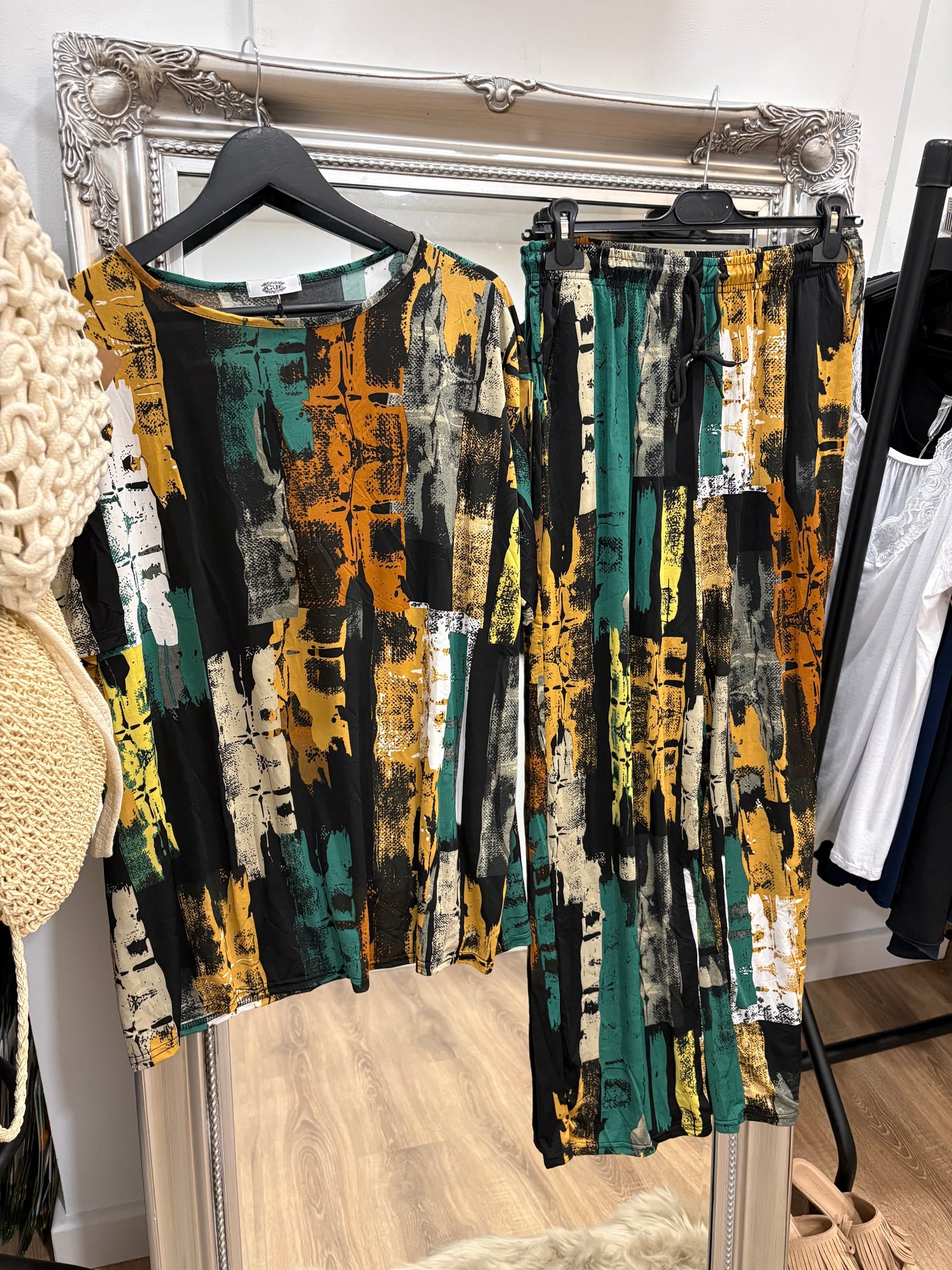 Slinky, Stretch Co-ord