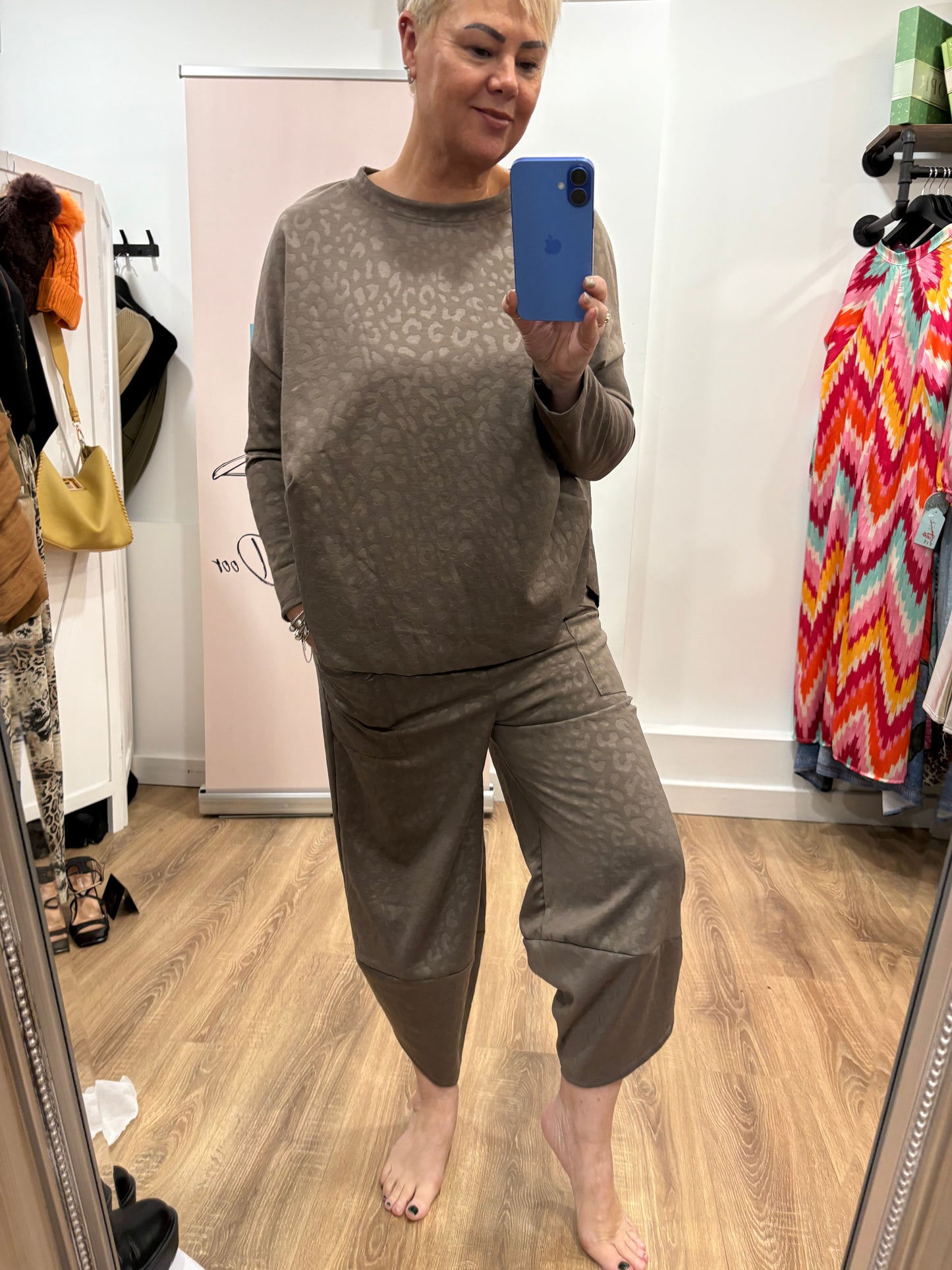 Animal Texture, Tulip Hem Lounge Set